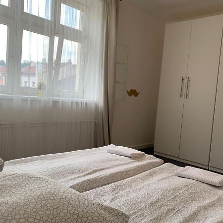Little Tom Apartments Прага Екстериор снимка