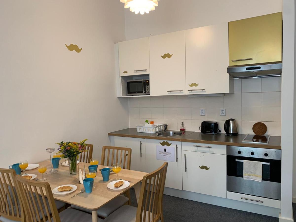 Little Tom Apartments Прага Екстериор снимка
