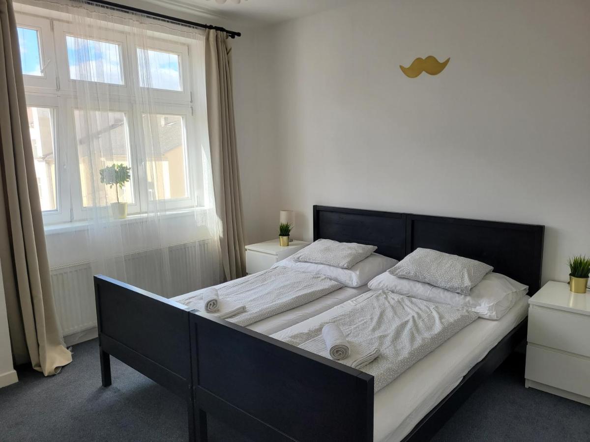 Little Tom Apartments Прага Екстериор снимка